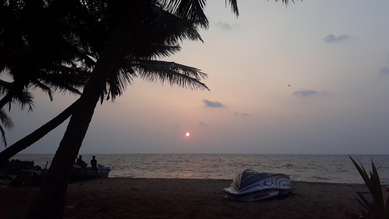 Anicia Beach House Negombo Eksteriør bilde