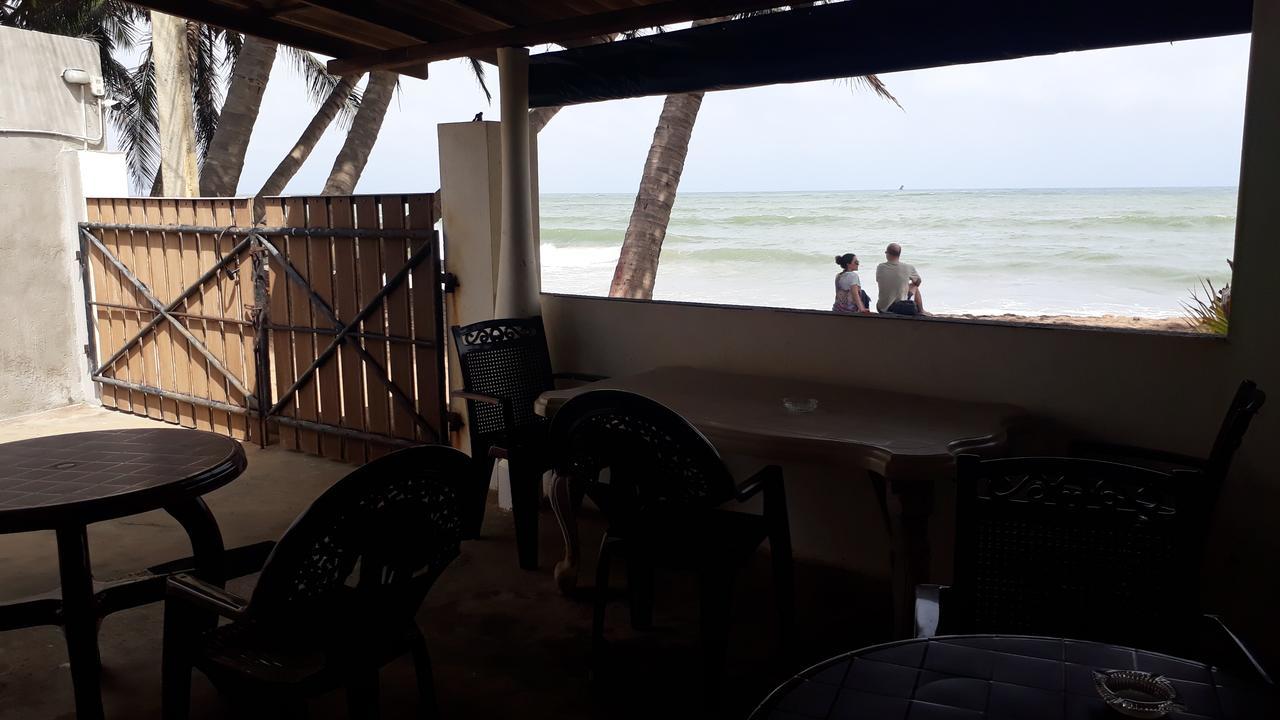 Anicia Beach House Negombo Eksteriør bilde